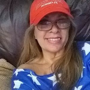 Meet your Posher, Debra